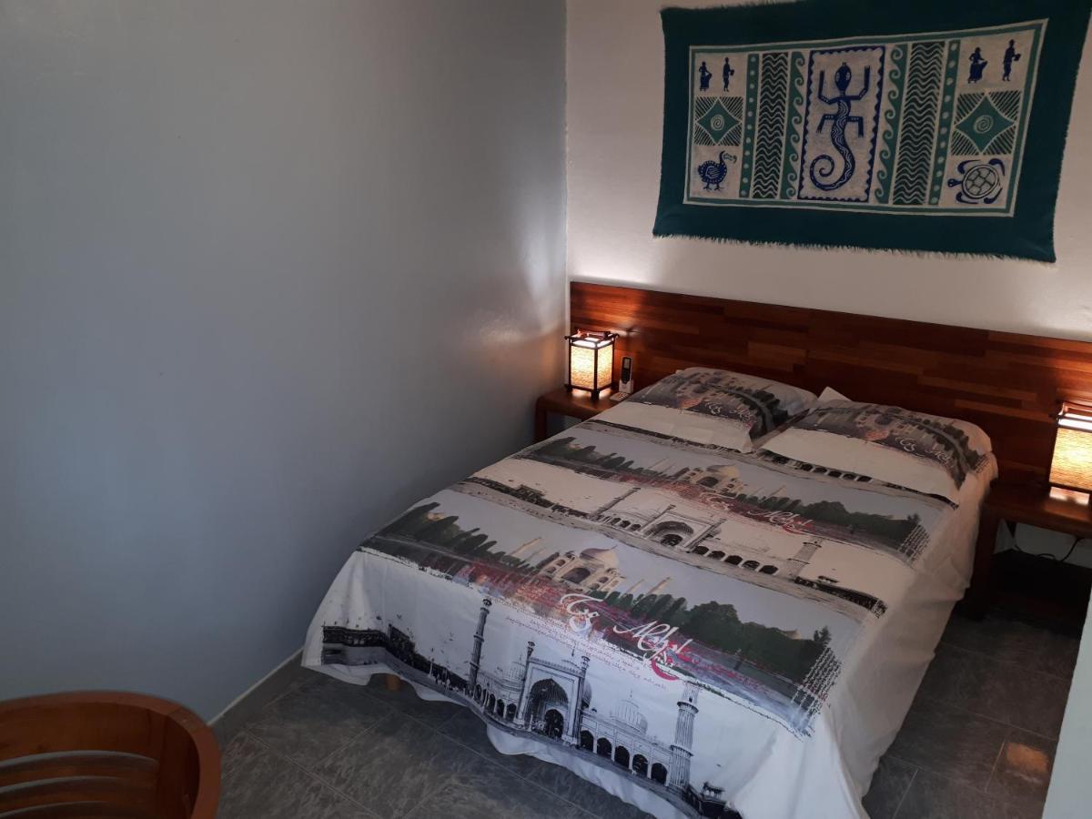 Les Anones Apartment Saint-Gilles-les Bains Ngoại thất bức ảnh