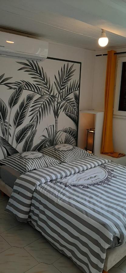 Les Anones Apartment Saint-Gilles-les Bains Ngoại thất bức ảnh