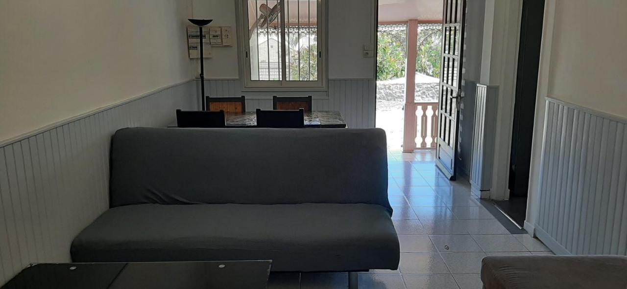 Les Anones Apartment Saint-Gilles-les Bains Ngoại thất bức ảnh