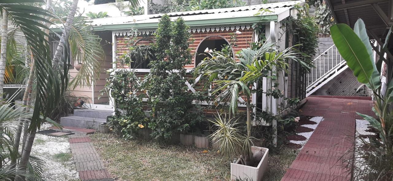 Les Anones Apartment Saint-Gilles-les Bains Ngoại thất bức ảnh