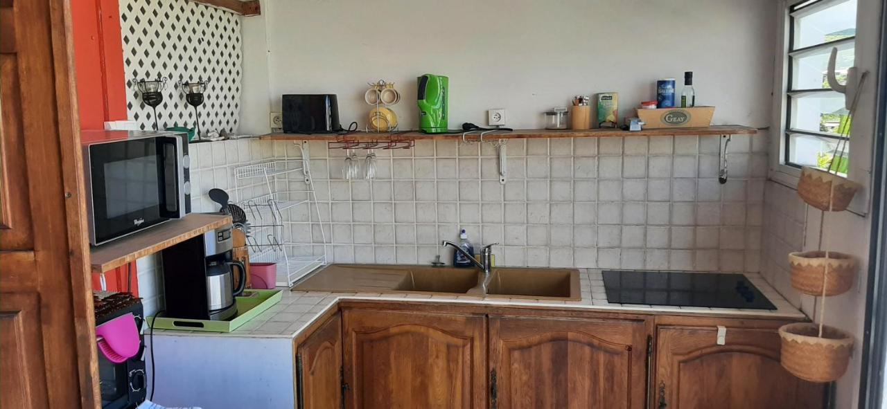 Les Anones Apartment Saint-Gilles-les Bains Ngoại thất bức ảnh