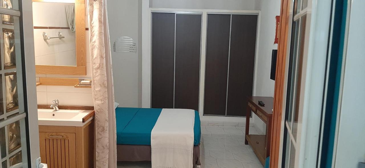 Les Anones Apartment Saint-Gilles-les Bains Ngoại thất bức ảnh