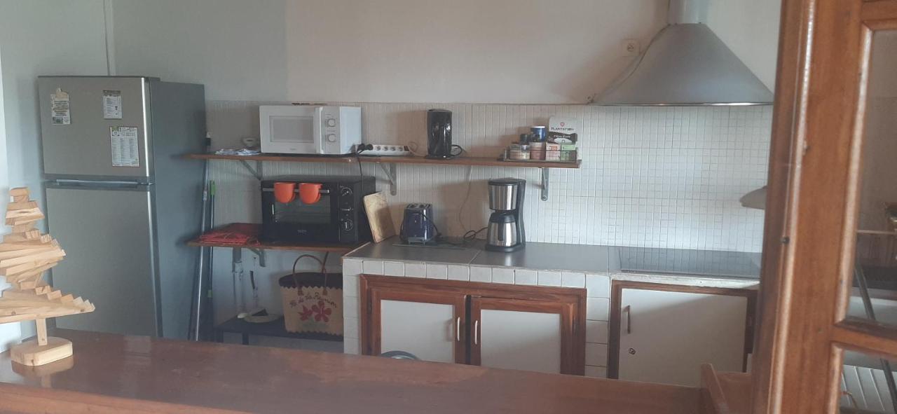 Les Anones Apartment Saint-Gilles-les Bains Ngoại thất bức ảnh
